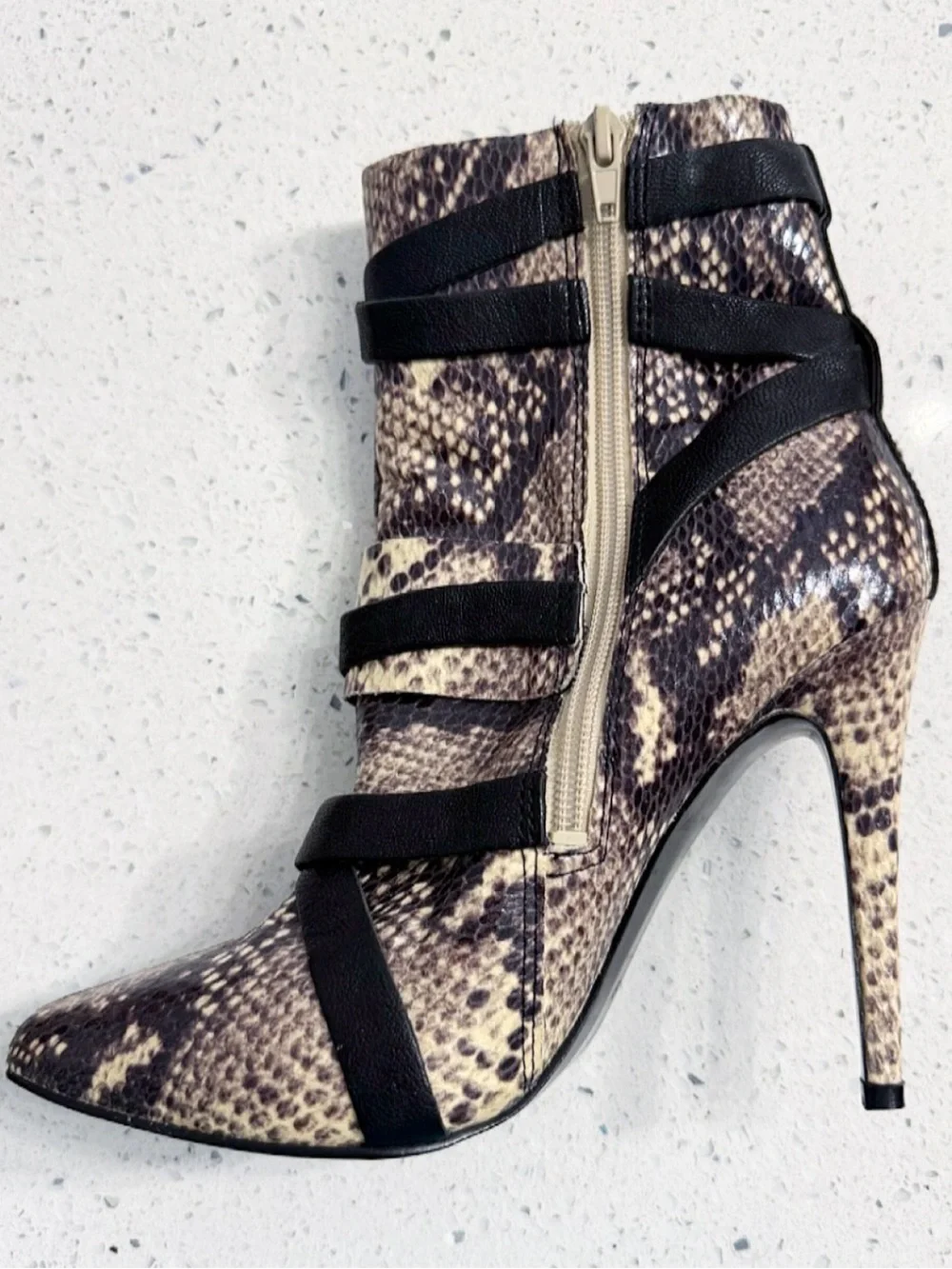 GUESS Paisley 2 Snake Print Ankle Booties Size 6 Pointed Toe Stiletto Heels - Picture 5 of 14